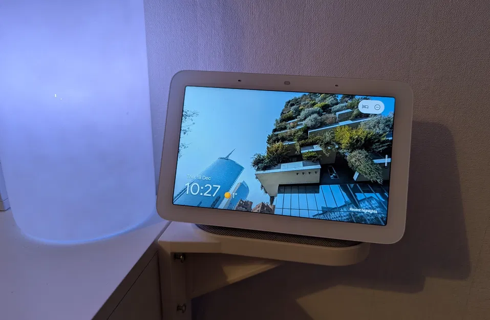 Giá Treo Tường Tối Giản Cho Google Nest Hub (Thế Hệ 2) - Image 1