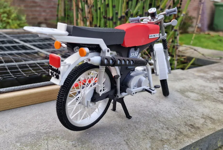 Honda SS50 1974 Tỉ Lệ 1:8 - Thiết Kế Bởi Ed van der Heijden - Image 10