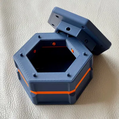 Hộp Bí Mật "Lục Giác" - Chìa Khóa Là Lực Ly Tâm