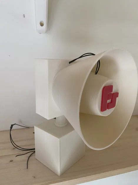 Mô hình Federal Signal 2001 SRNB (Hoạt động đầy đủ) - Image 1