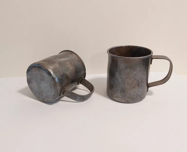 Ly, Ly Bị Móp - Image 1