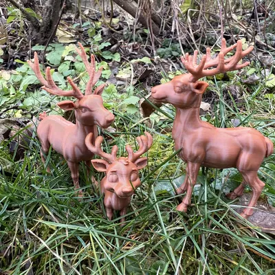 Gia đình tuần lộc Giáng sinh dễ thương