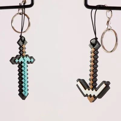 Móc khóa Minecraft – Kiếm, Cuốc chim & Đầu Creeper