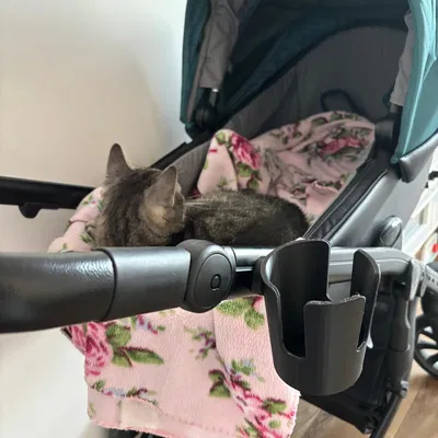 Kệ giữ ly cho xe đẩy trẻ em Mtype