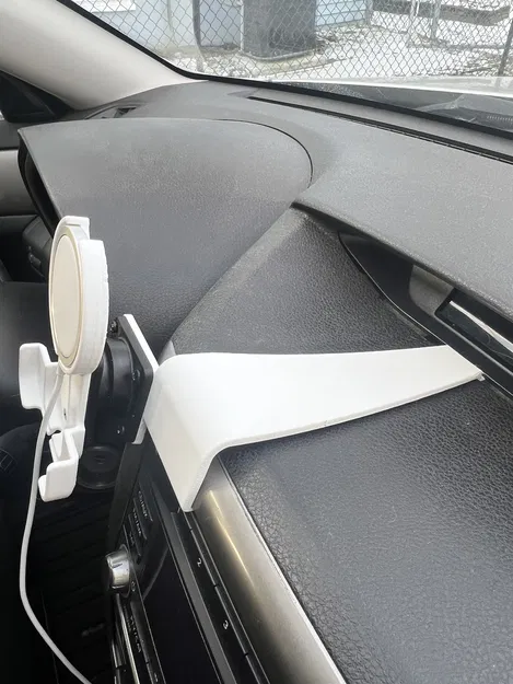 Giá Đỡ Điện Thoại Cho Xe Subaru Impreza 2010 - Image 2