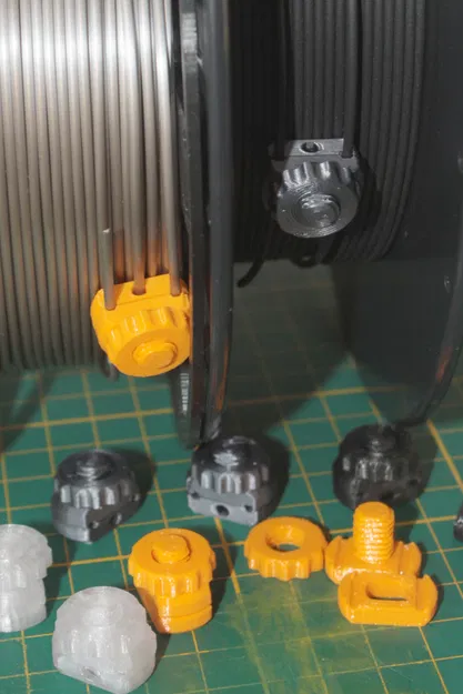 Kẹp Sợi Nhựa Bằng Ốc Vít - Image 1