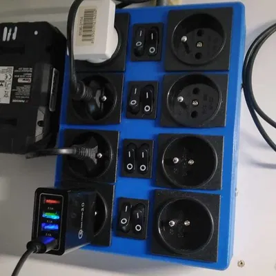 Hộp ổ cắm 230V điều khiển bằng công tắc