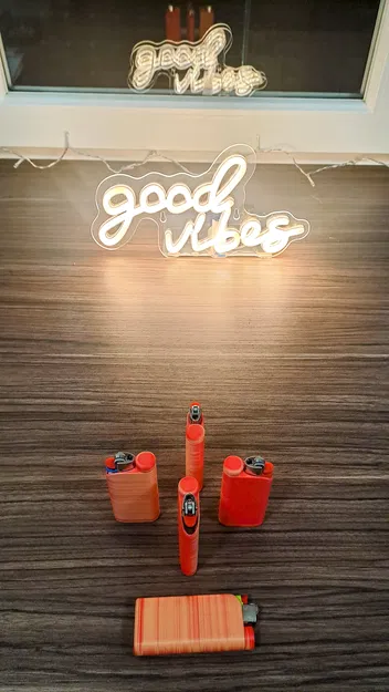 Hộp đựng bật lửa mini BIC kiêm chỗ để joint - Image 1