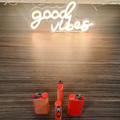 Hộp đựng bật lửa mini BIC kiêm chỗ để joint