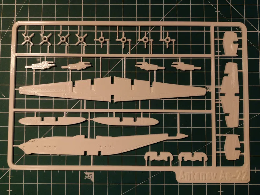 Mô hình Kit Card Antonov An-22 - Image 4