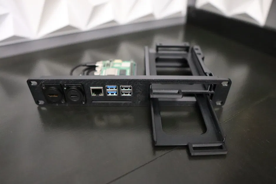 Khay Rack Server 10 inch Raspberry Pi5 NAS, 2 SSD Hot Swap, Cổng HDMI và Nguồn - Image 6
