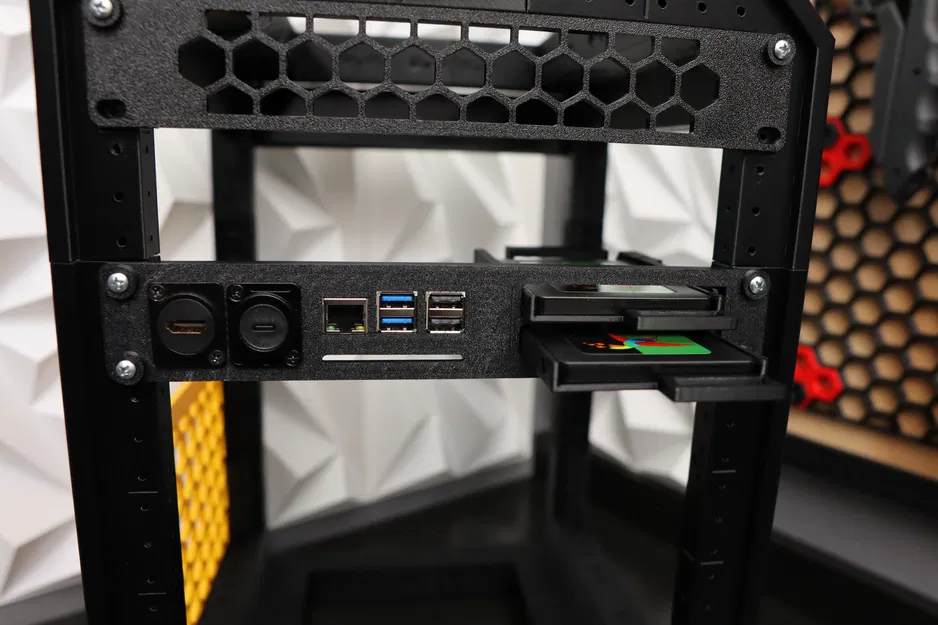 Khay Rack Server 10 inch Raspberry Pi5 NAS, 2 SSD Hot Swap, Cổng HDMI và Nguồn - Image 7