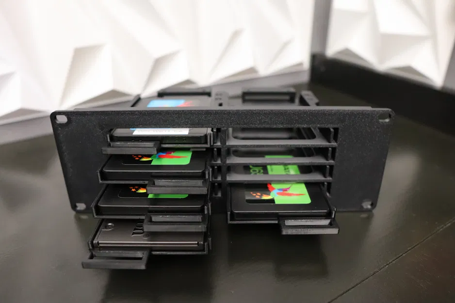 Khay 10 inch gắn nóng cho 8 ổ SSD, kích thước tủ rack 5U x 2U - Image 1