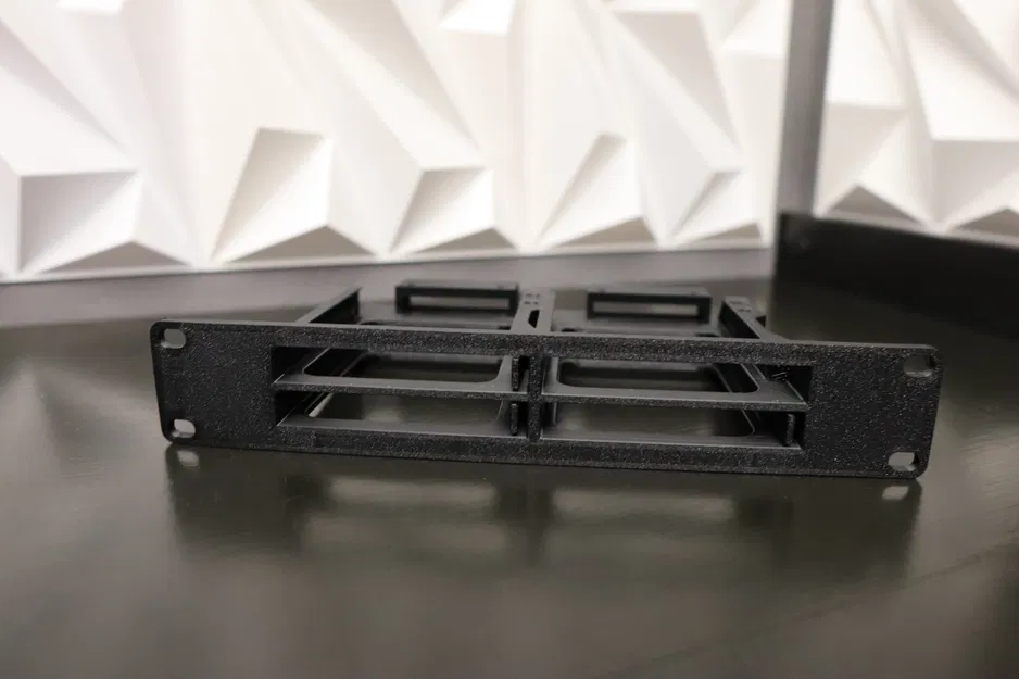 Tấm rack server 10 inch cho 4 ổ SSD, kích thước 5u x 1u - Image 1