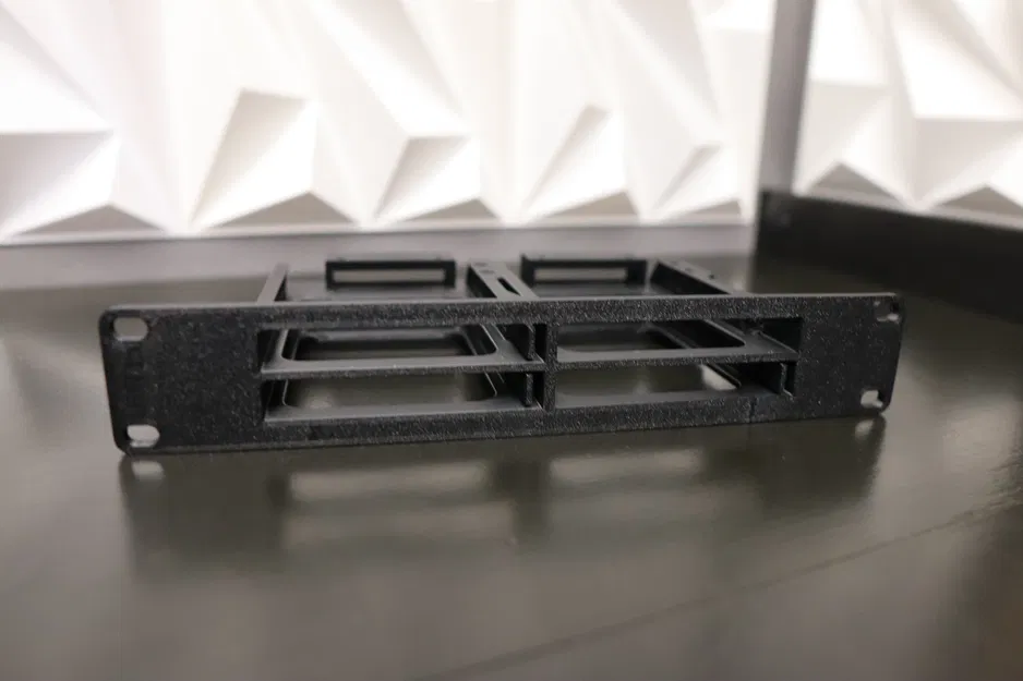 Tấm rack server 10 inch cho 4 ổ SSD, kích thước 5u x 1u - Image 2
