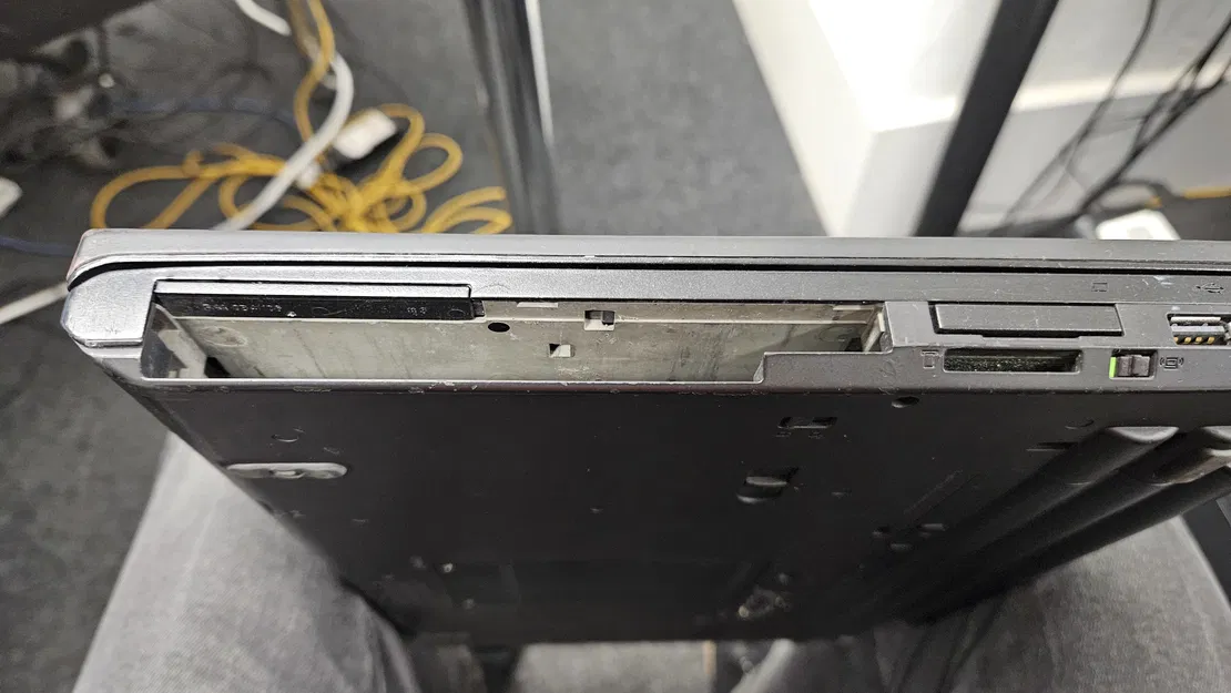 Miếng che ổ DVD Lenovo T430 T530 - Image 3