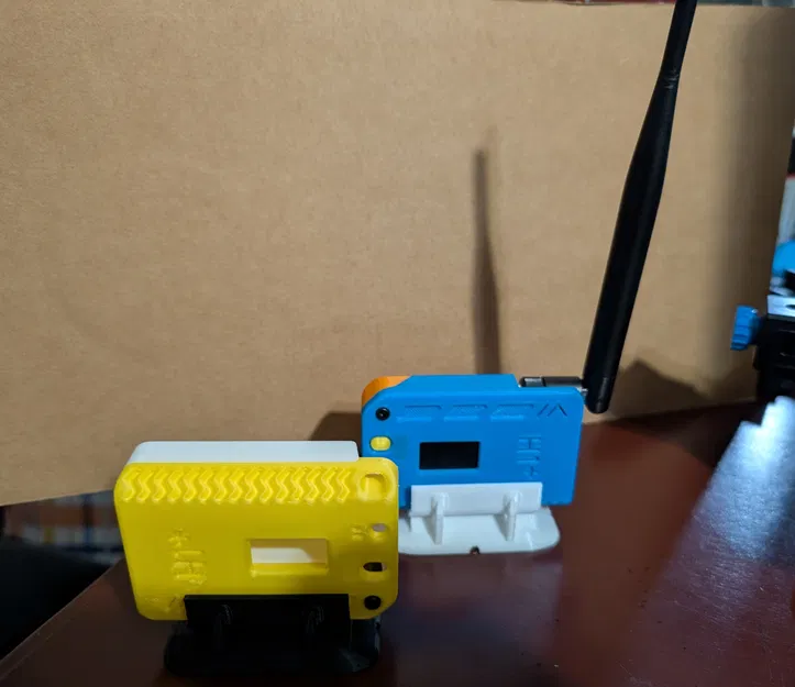 Giá Đựng Sạc Ngang H1+ Muzi.Works v2.2 - Image 4