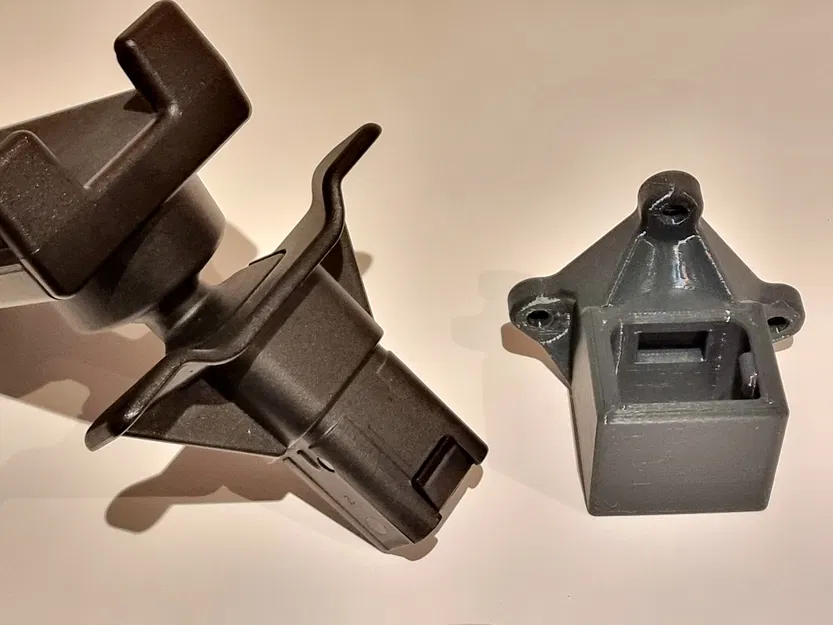 Đế Gắn Chân Bàn Máy Tính Bảng Skoda - Image 3