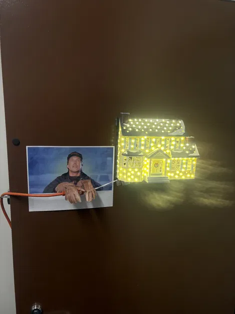 Ngôi Nhà Kỳ Nghỉ Lễ Giáng Sinh - Image 2