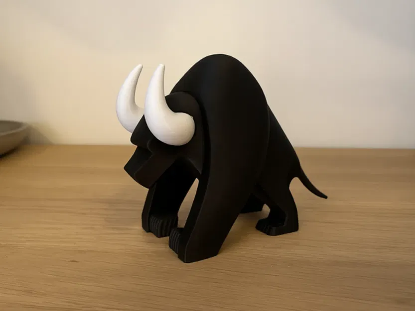 Tượng Bò Sừng - Phong Cách Tối Giản Nghệ Thuật - Image 2