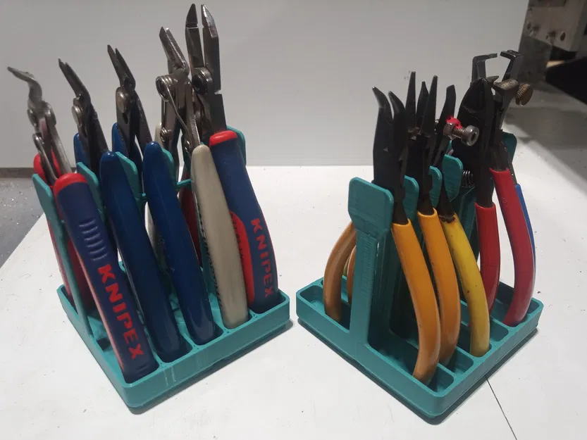 Giá Đựng Kìm Tuốt Dây Gridfinity 2x2 - Image 1