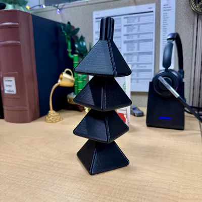 Kim Tự Tháp Xếp Chồng Cho Thợ Sơn - Xếp Chồng!