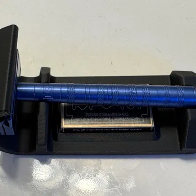 Giá đỡ dao cạo Henson có nắp che lưỡi