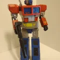 Mô hình Optimus Prime có thể cử động - Thumbnail 2