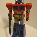 Mô hình Optimus Prime có thể cử động - Thumbnail 10