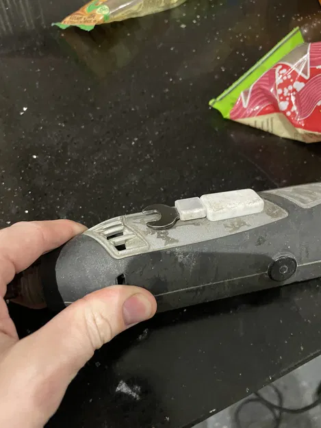 Kẹp giữ cờ lê Dremel gắn liền máy - Phải có! - Image 2