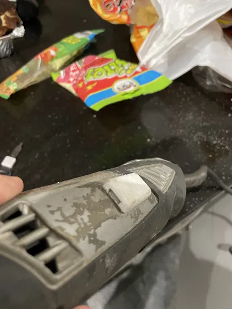 Kẹp giữ cờ lê Dremel gắn liền máy - Phải có! - Image 4