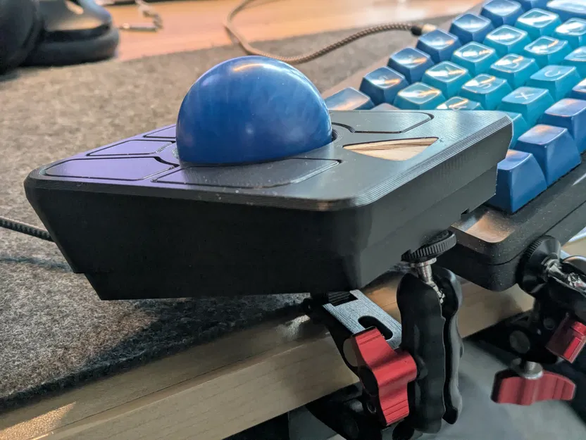 Giá đỡ Tripod Cho Ploopy Adept - Image 1