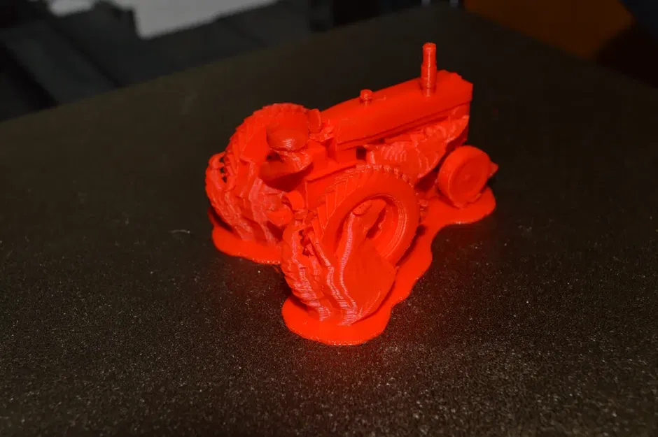 Mô hình máy kéo Farmall 560 tỉ lệ 1/64 - Image 3