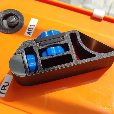 Dụng cụ chà nhám đa năng