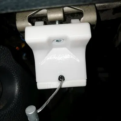 Ford Fiesta - Móc Nhả Nắp Capo