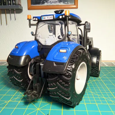 Mâm & Lốp Xe Thực Tế Cho Máy Kéo Bruder