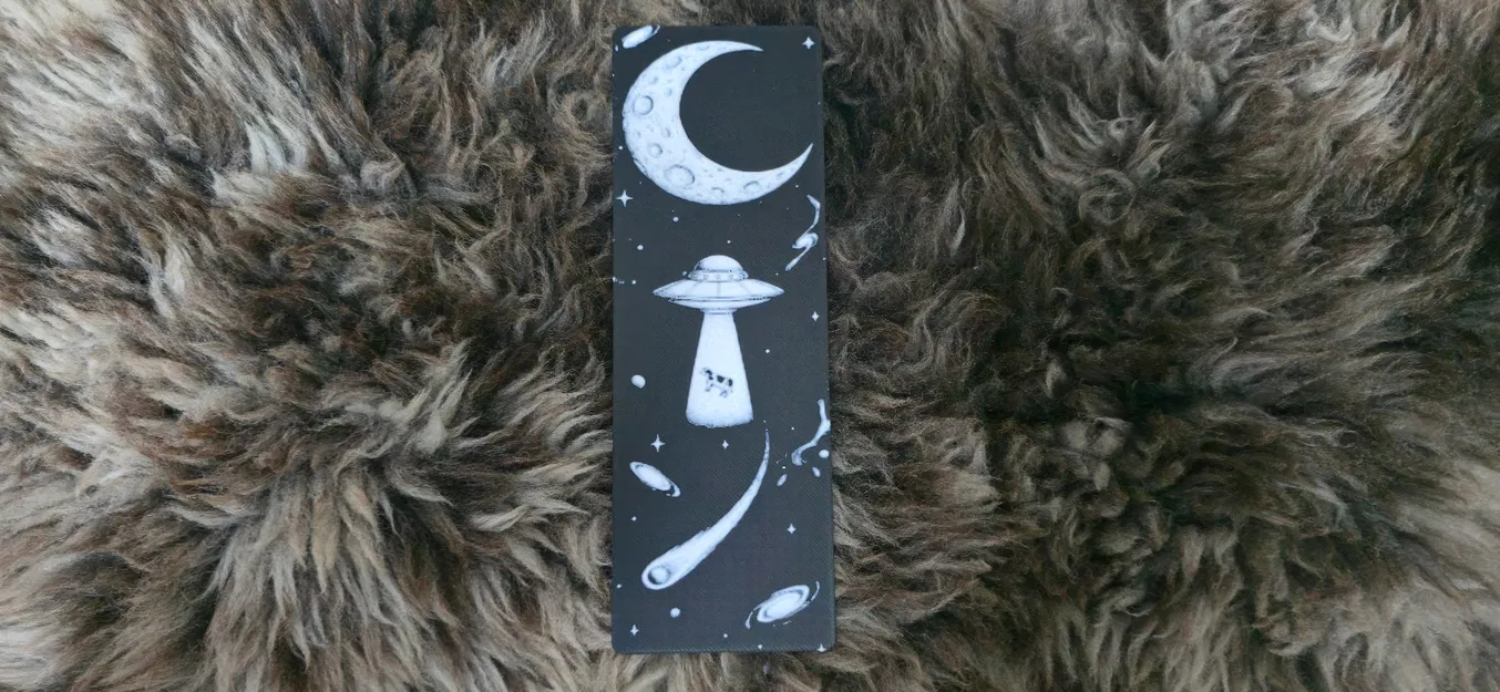Bookmark Hình UFO Bắt Cóc Bò - Image 1