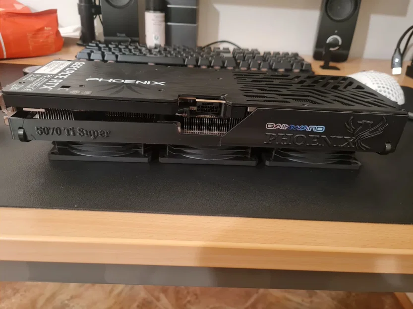 Khung quạt tùy chỉnh cho Gainward 5070ti Phoenix S / Palit Gaming Pro 5070ti S 3 quạt 92mm - Image 3