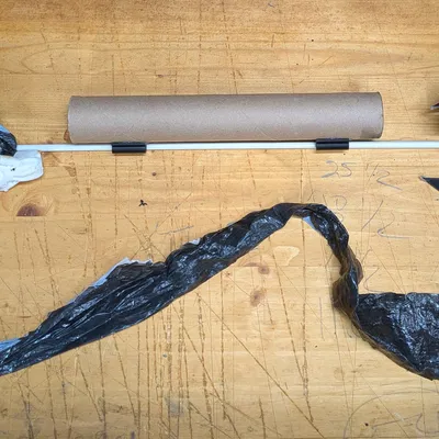 Tên Lửa Ống Giấy Lau Tay MK I