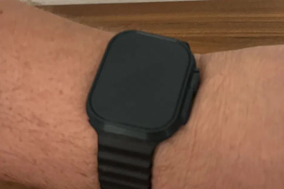 Vỏ Apple Watch ULTRA Giấu AirTag - Image 1