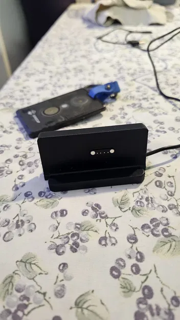 Đế Sạc Meshtastic T1000E - Image 1