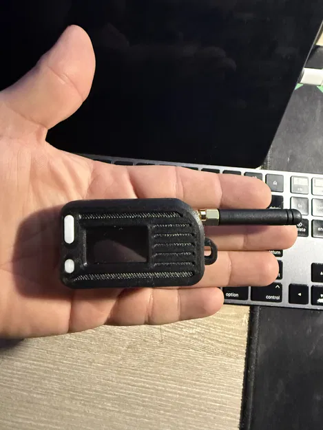 Vỏ GPS T114 Heltec Pocket có khoen đeo dây - Image 2