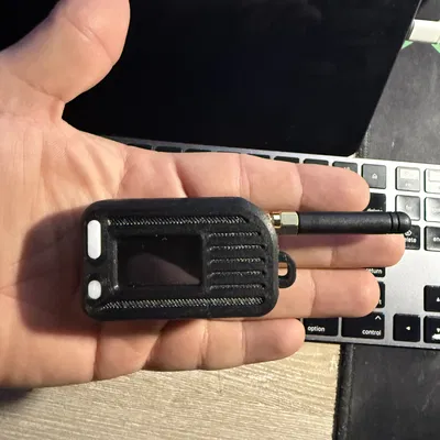 Vỏ GPS T114 Heltec Pocket có khoen đeo dây