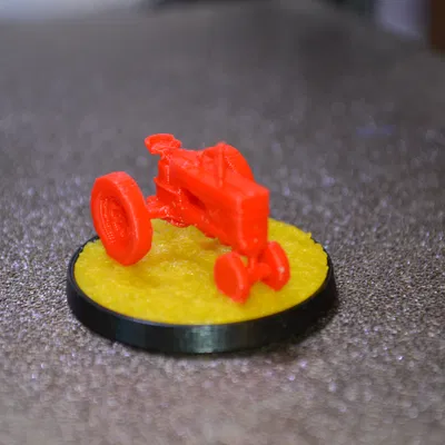 Mô Hình Máy Kéo Farmall 560 Kiểu "Crash Derby"