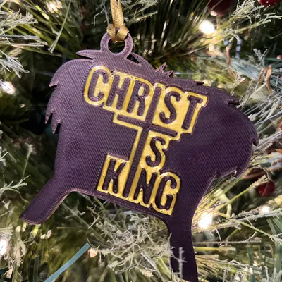 Tượng Chúa là Vua