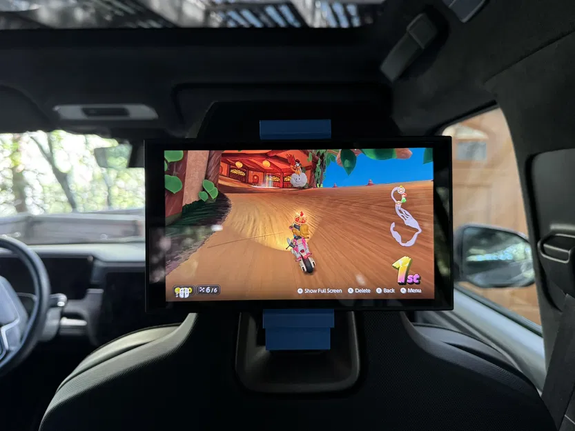 Giá đỡ Nintendo Switch 2/Nintendo Switch/SteamDeck cho Rivian 2.0 - Image 2