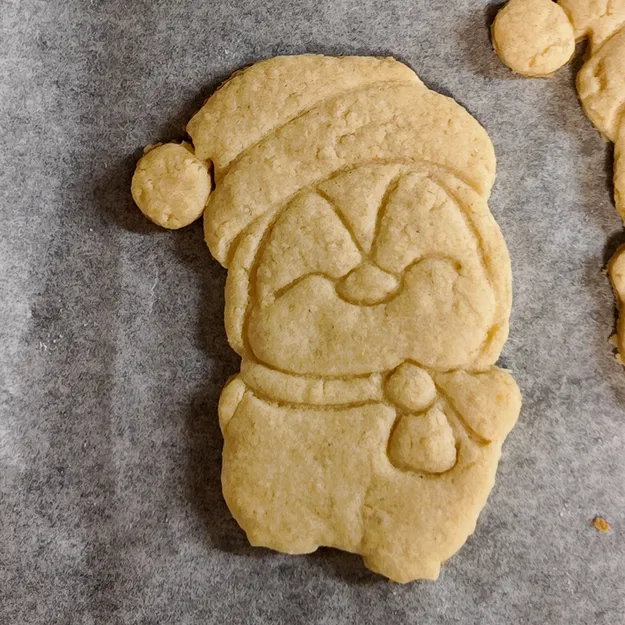 Khuôn Cắt Bánh Quy Hình Chim Cánh Cụt Dễ Thương - Image 4