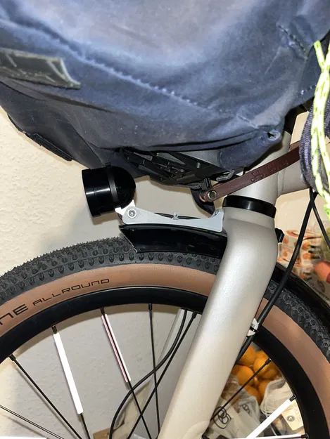 Giá đỡ đèn trước cho Brompton G-Line - Image 1