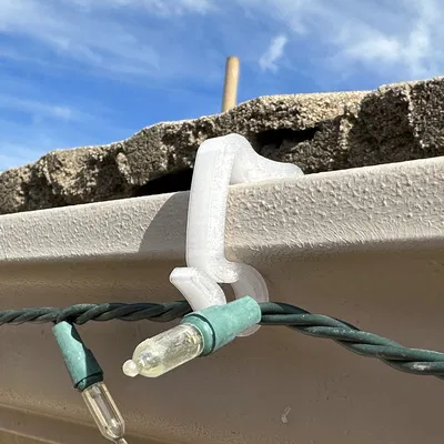 Kẹp máng xối đèn Giáng Sinh