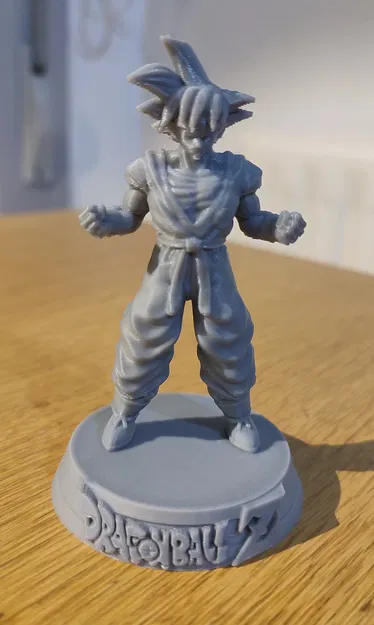 Goku Dragon Ball Z có đế - Image 1